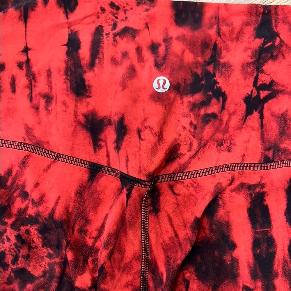 Lululemon Align Game Day Red Black Multi 25” Leggings Size 6 - Picture 4 of 4